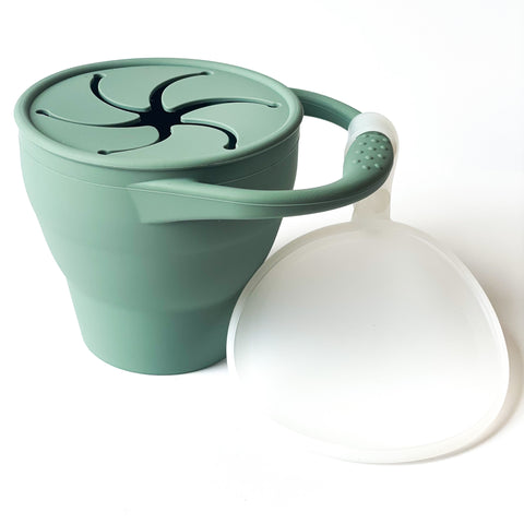 Collapsible Snack Cup with Button Lid (Vine)